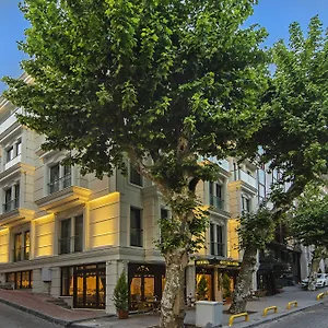 grand-naki-hotel.istanbul-turkeyhotels.com/